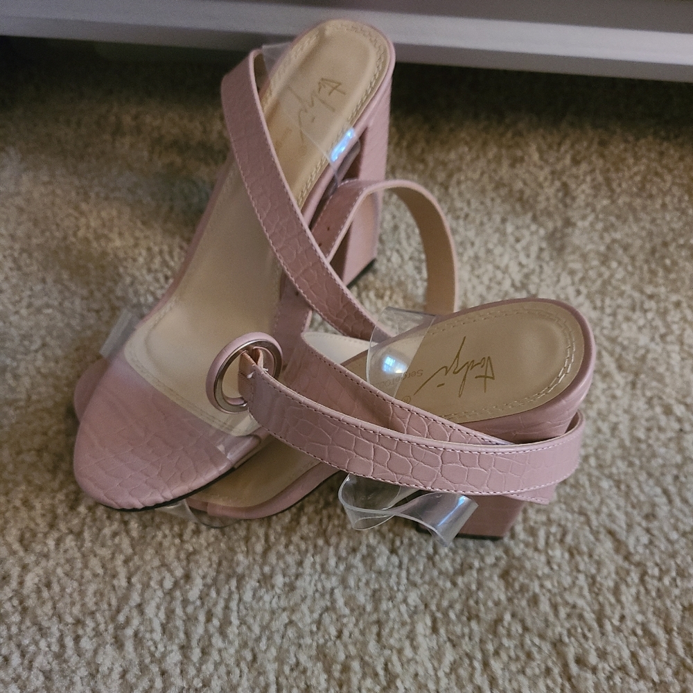 Soft Pink Heels